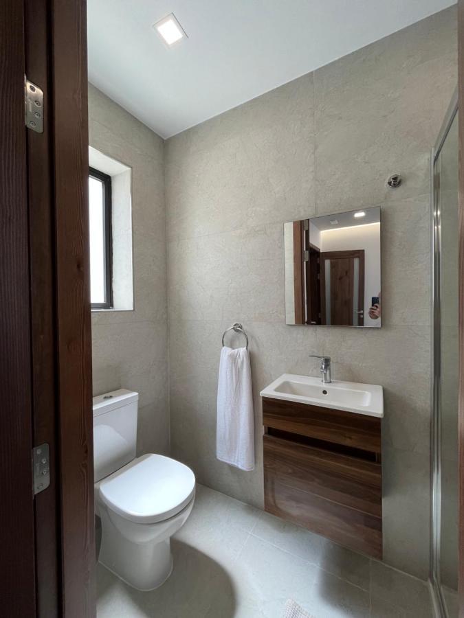 Saint Julian's St Julians Apartment מראה חיצוני תמונה