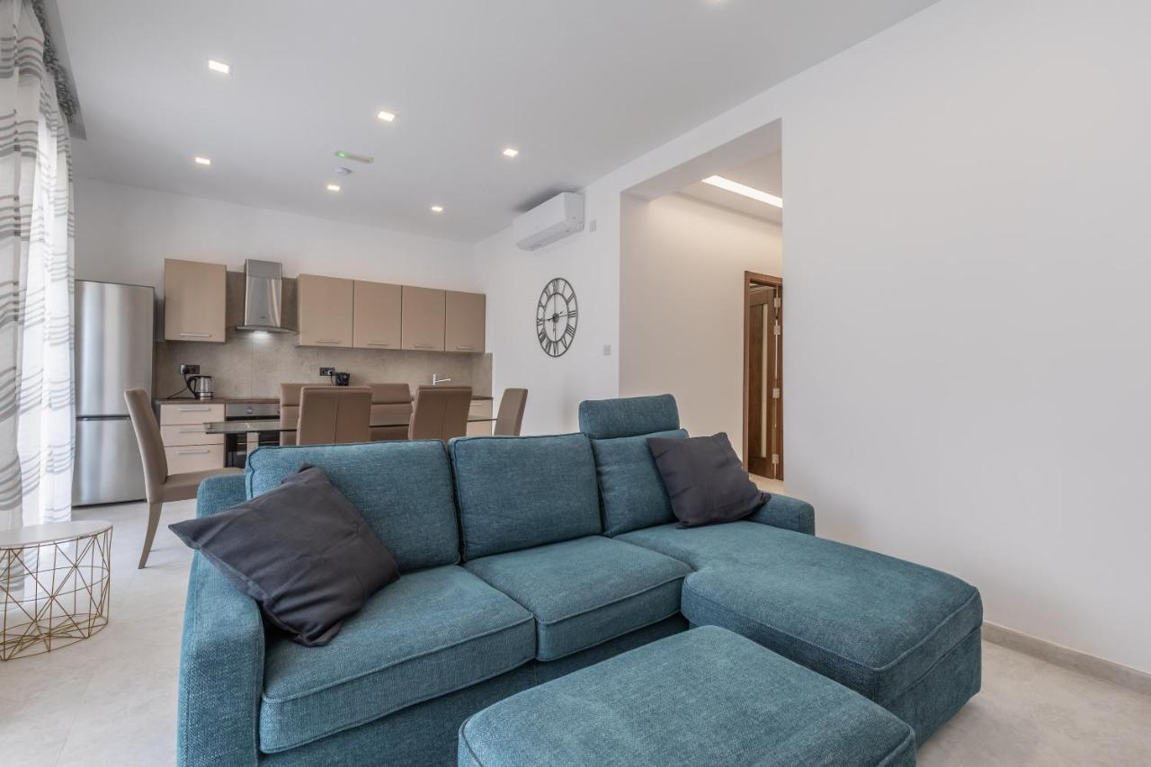 Saint Julian's St Julians Apartment מראה חיצוני תמונה