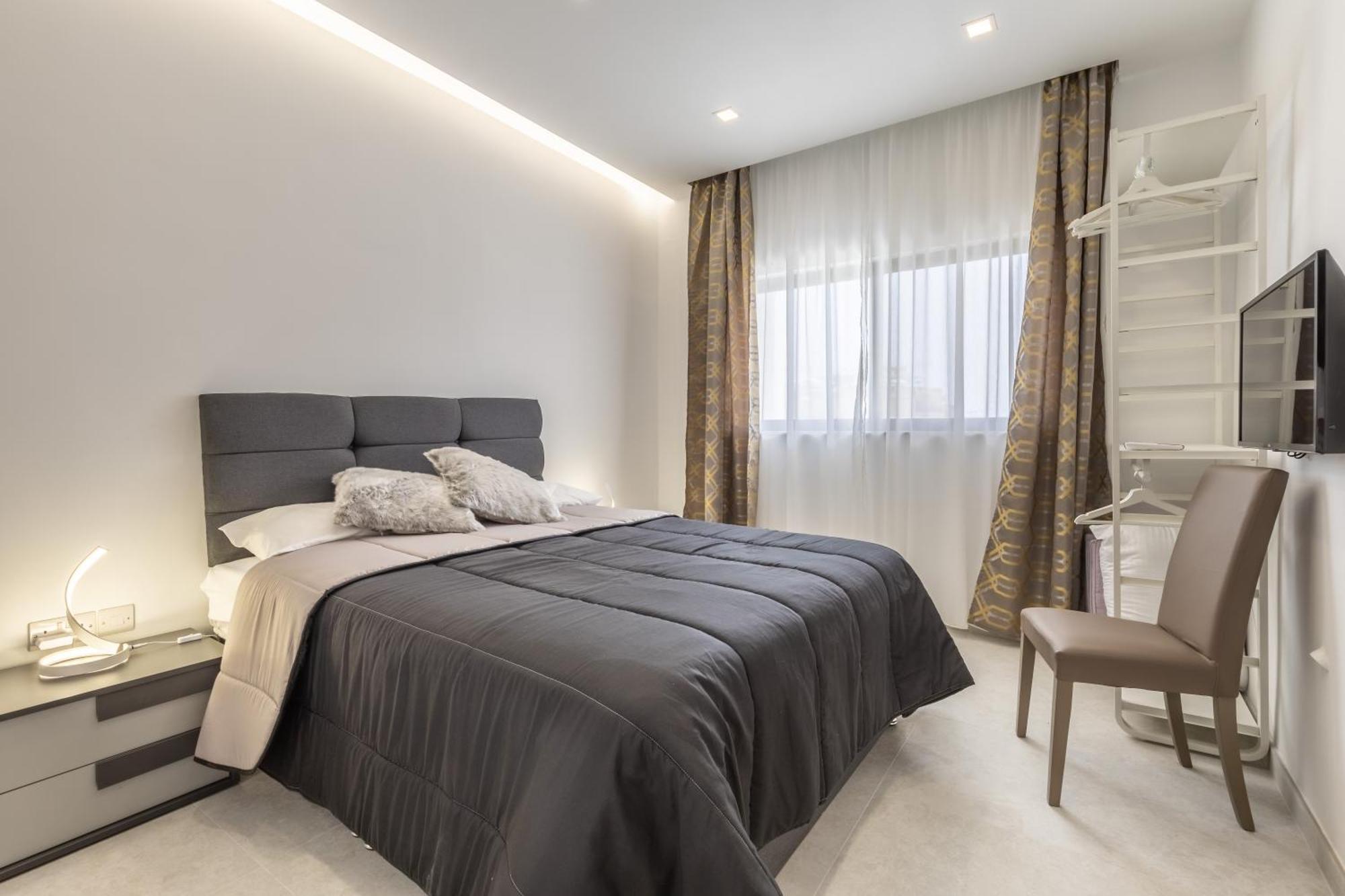 Saint Julian's St Julians Apartment מראה חיצוני תמונה