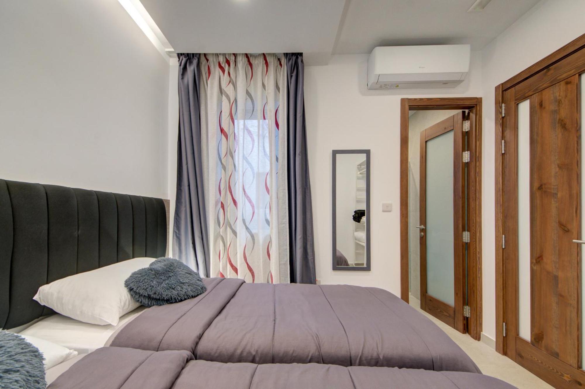 Saint Julian's St Julians Apartment מראה חיצוני תמונה
