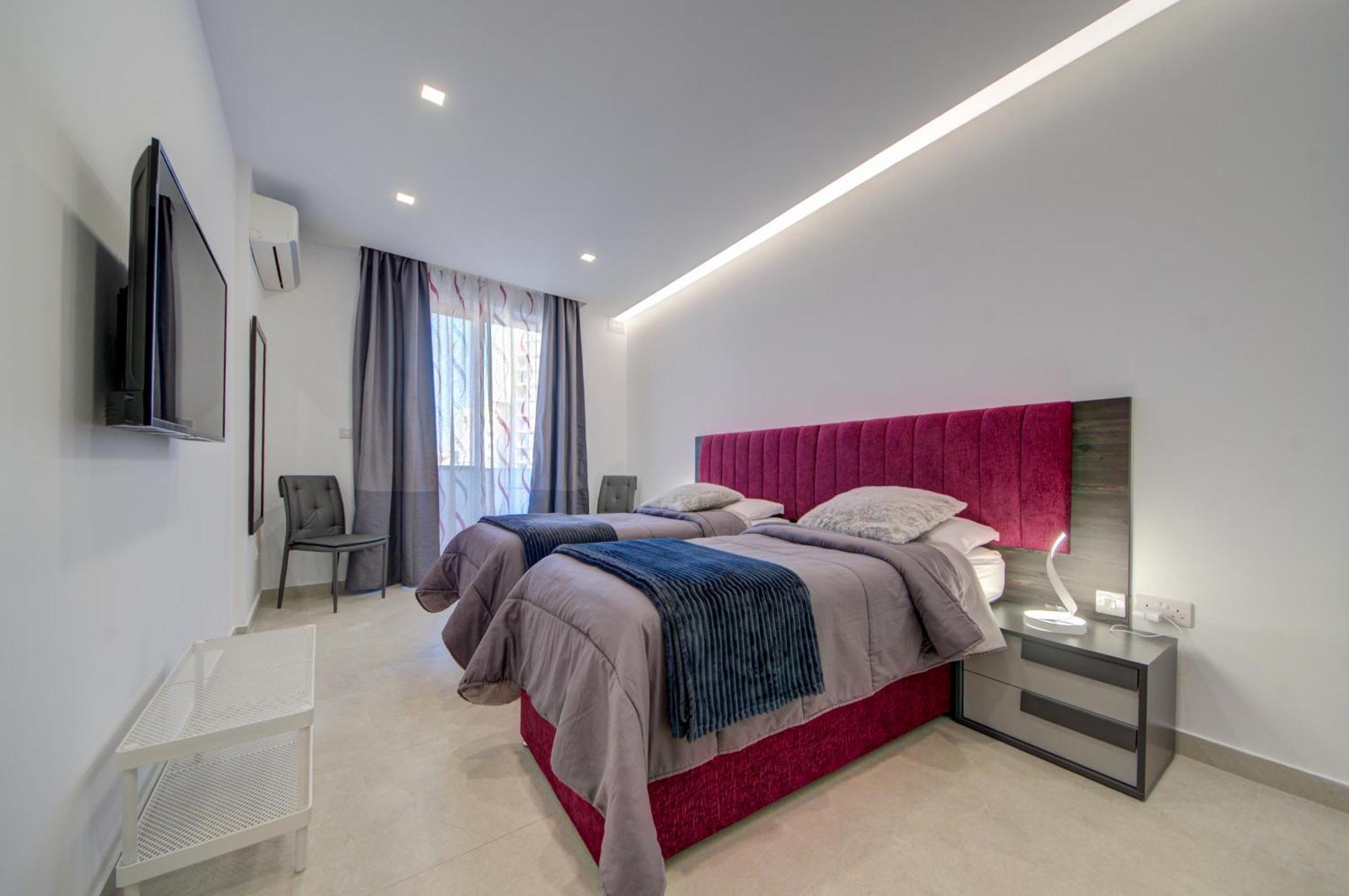 Saint Julian's St Julians Apartment מראה חיצוני תמונה